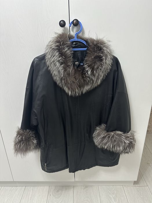 Продам куртки срочно