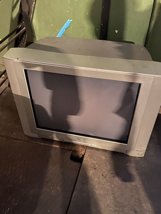 Телевизор почти даром