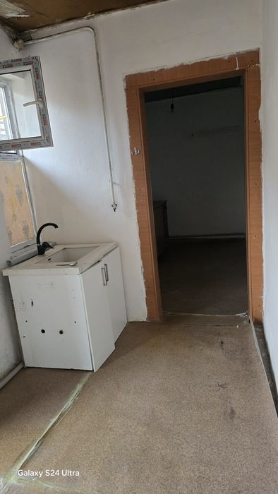 Сдав времянку 2 спальня, кухня.