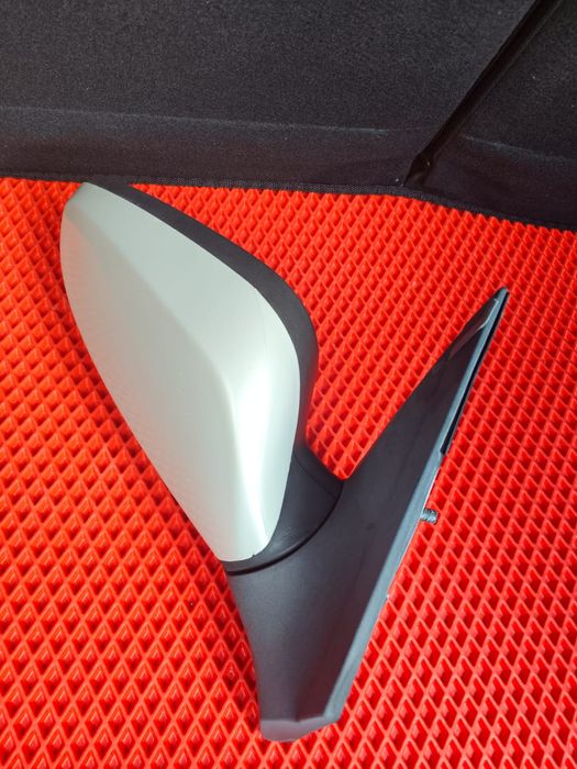 Электро-зеркало от Хундай Солярис