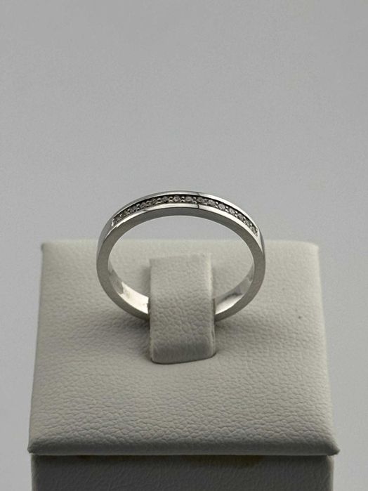 Обручальное кольцо с бриллиантом 0,10 ct