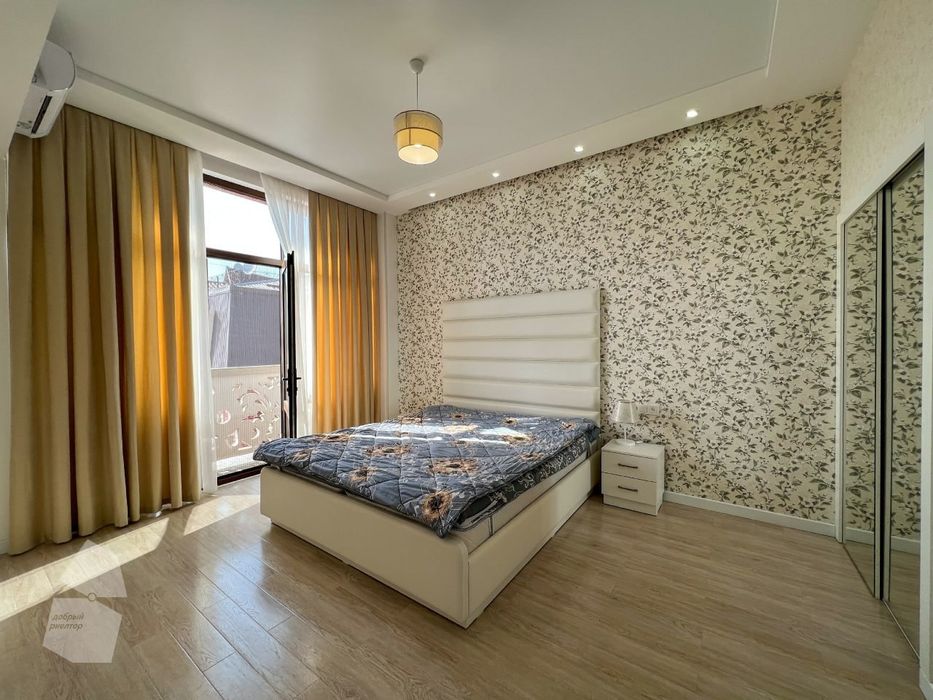 Срочная продажа 3/5-6/6 дуплекса в ЖК Дархан 138кв.м 
Мирзо-Улугбекски