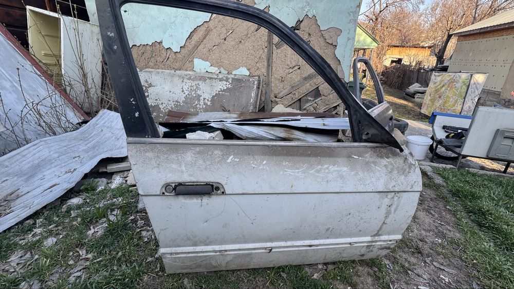 Продам Запчасти e34