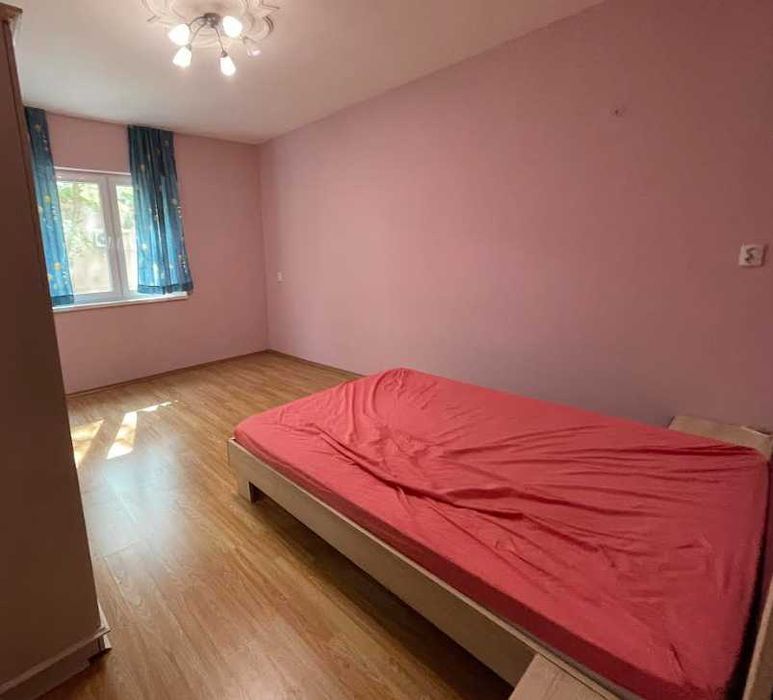 Дава се под наем Тристаен апартамент в Бургас, Възраждане - 80 кв.м за 300 € - Снимка #5