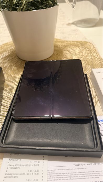 Samsung Z fold 4 gold