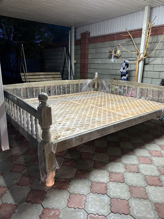 Топчан Тапчан Тапшан
