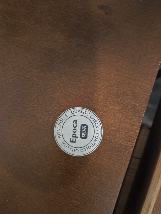 Masă extensibilă din lemn masiv cu 6 scaune