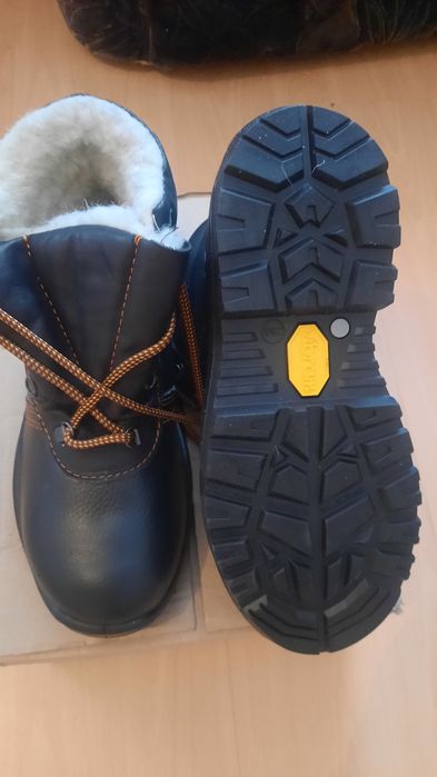 Ботинки рабочие зимние