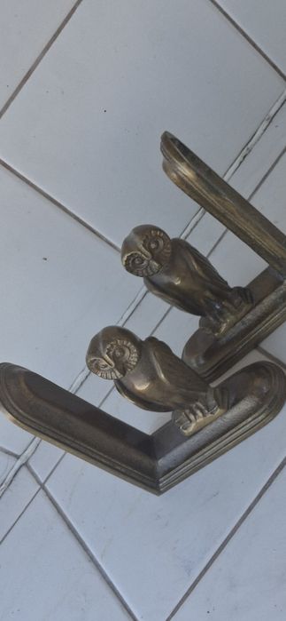 Два броя стари кукумявки