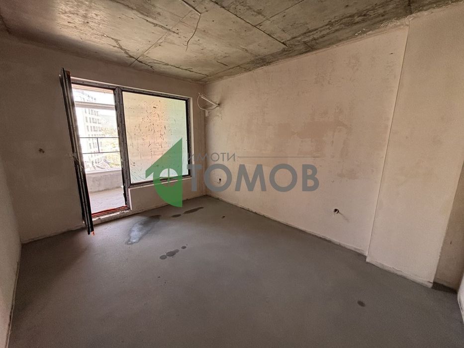 Просторен многостаен апартамент в кв. Аязмо