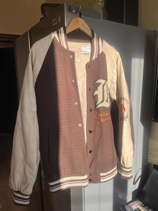 Пролетно яке Bershka