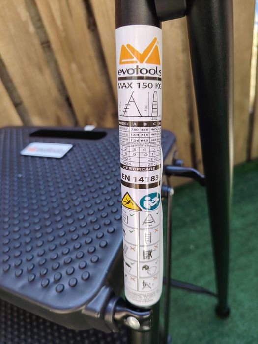 Scara taburet 3 trepte