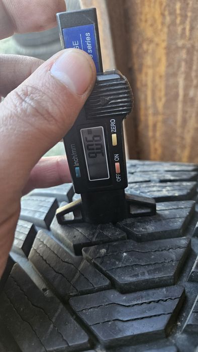 2бр гуми 215 60 17С дот 21 бриджстоун bridgestone