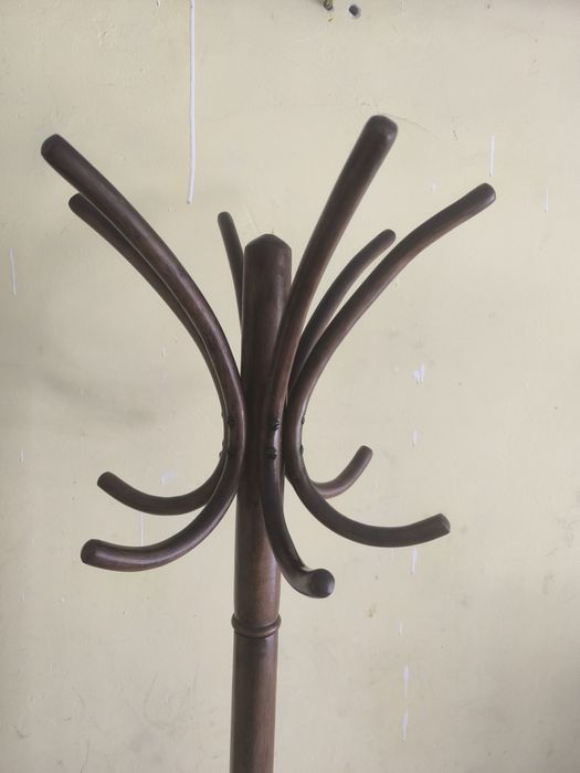 Cuier Thonet reconditionat
