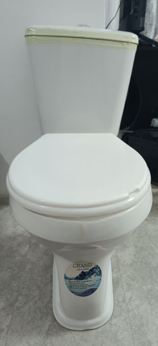 Продам унитаз в хорошем состоянии