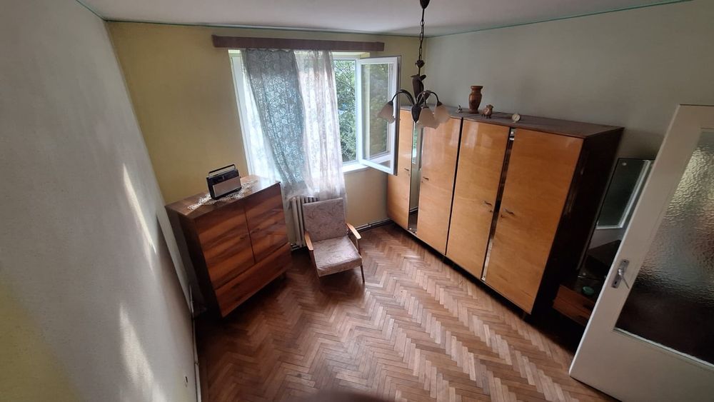 PF , vand apartament 3 camere în Bistrița Năsăud