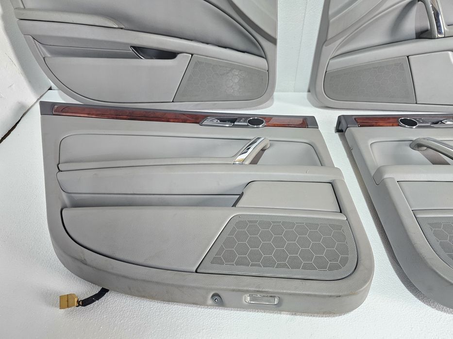 fete usi originale volkswagen phaeton 250lei/set 4bucati