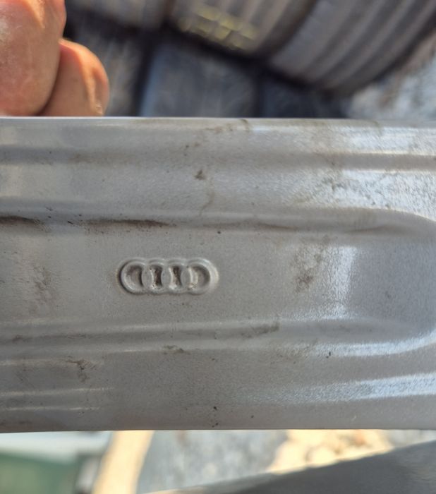 Джанти 20ки 5х112 ет33 9ж
Внос Германия
Прави без заварки