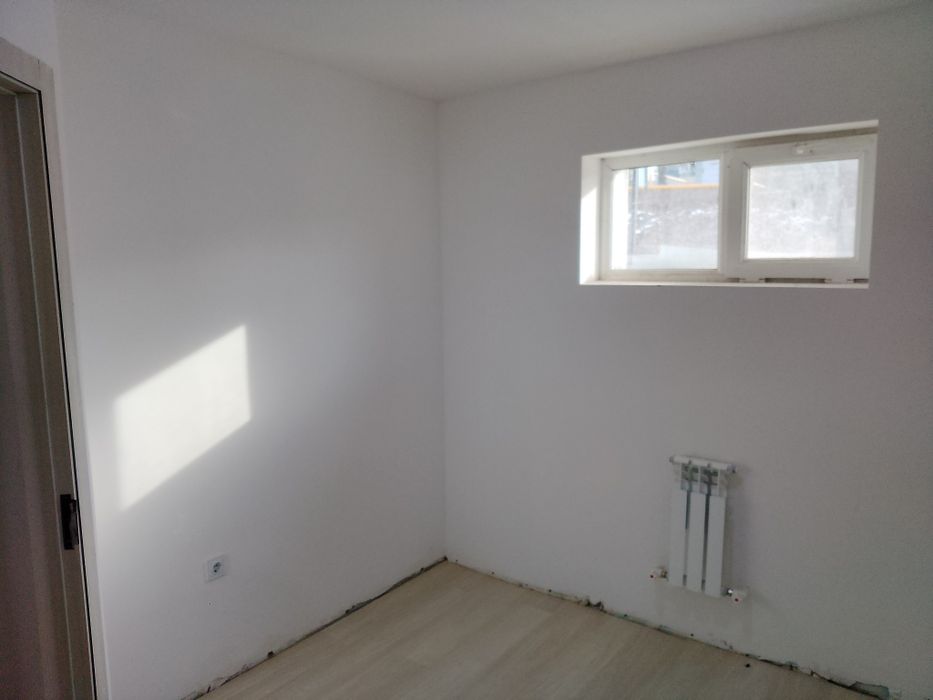 Янги қурилган уйда хонадон сотилади Тошкент ЧирчиқПаркент шаҳрида.