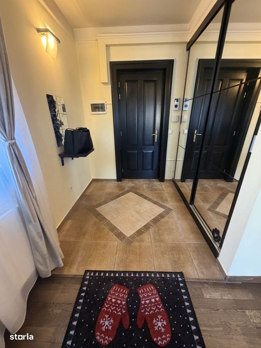 Apartament 3 camere, balcon, Cetate
