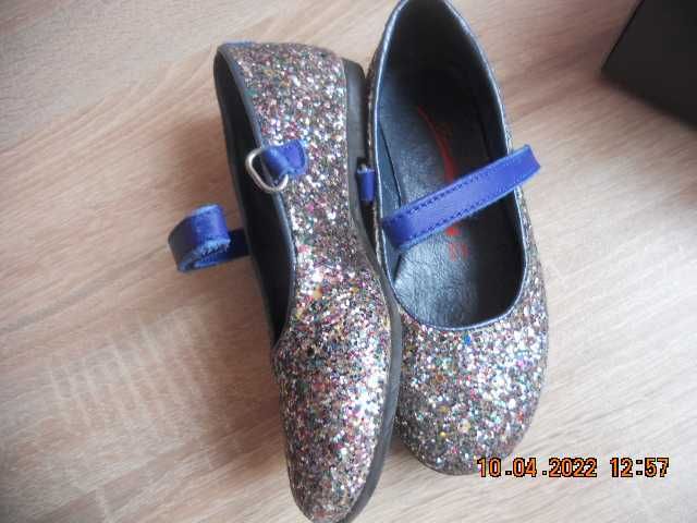 Официални        обувки