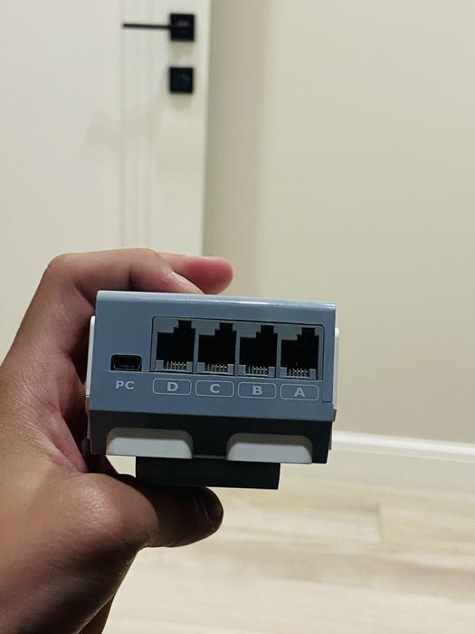 LEGO Mindstorms EV3 блок (микрокомпьютер)