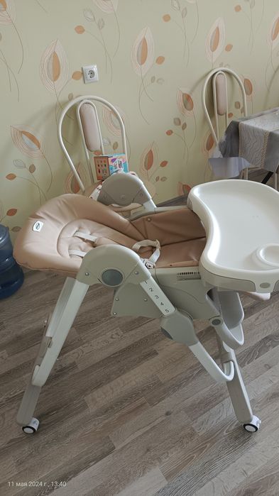 Стул для кормления TEKNUM