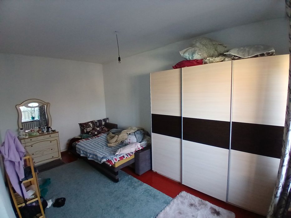 Продам пол  дома в бурундае