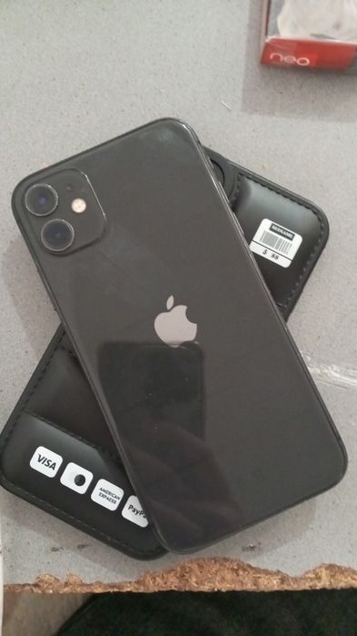 Срочно продам Айфон 11