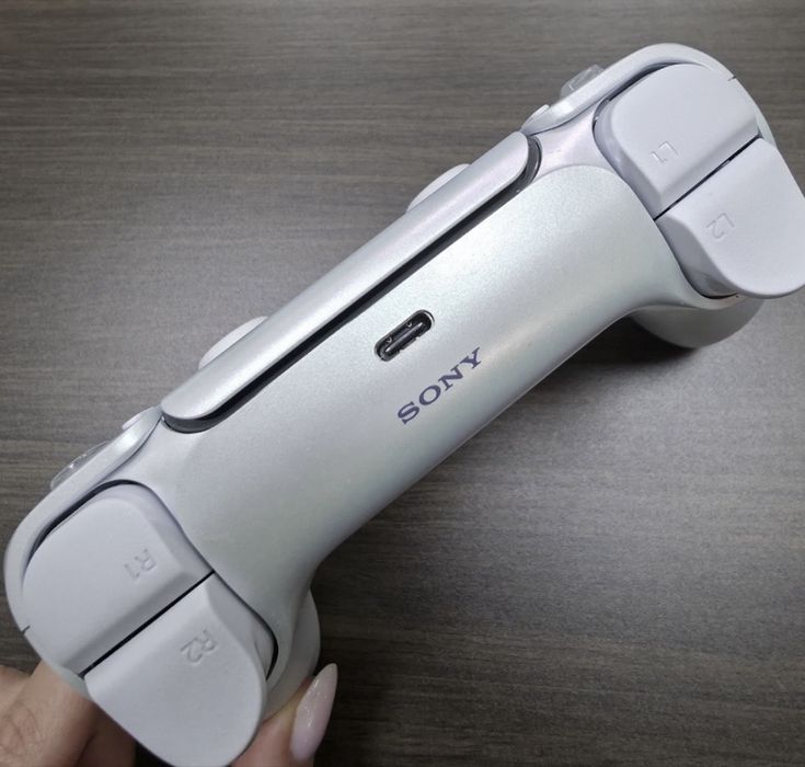 Безжичен контролер PS5 DualSense - Chroma Pearl