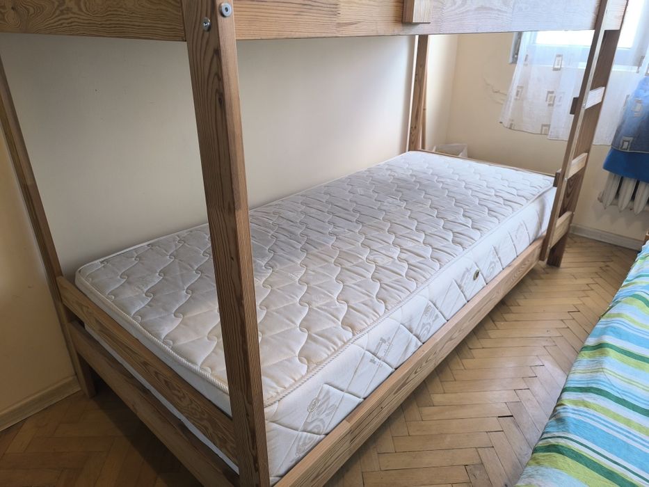 Двуетажно дървено легло  90/200
