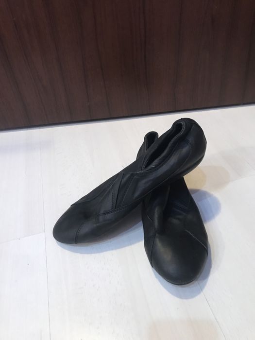 Дамски обувки от естествена кожа