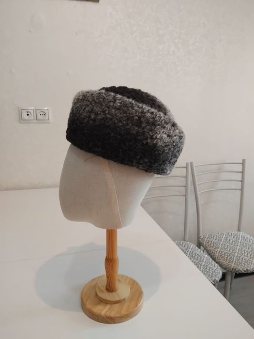 Ладия из натуральной каракули