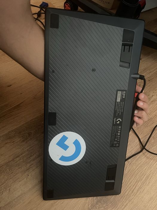 Tastatura Logitech G213