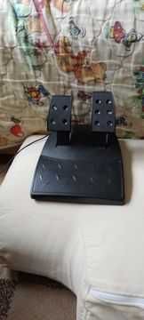 Волан с педали за компютър