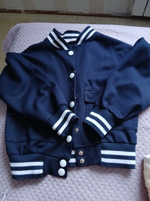 Продам кастюм для девочки