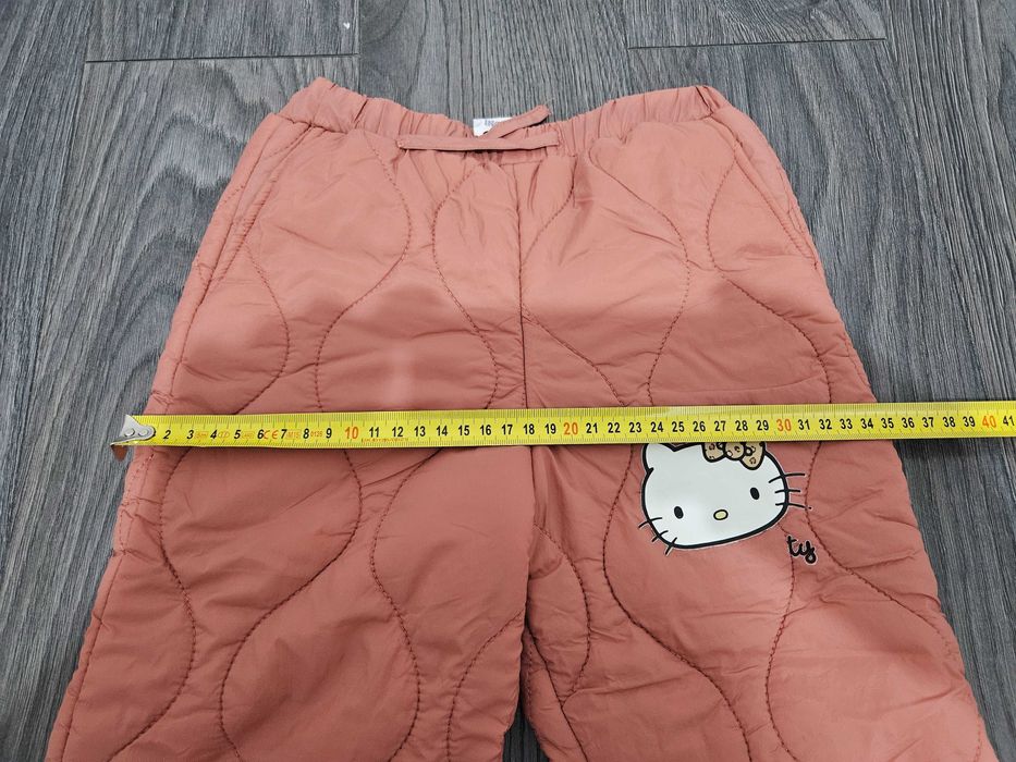Pantaloni copii Hello Kitty captusiti, marime 98, stare foarte buna