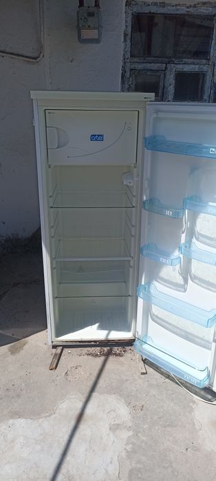 Продаю холодильник