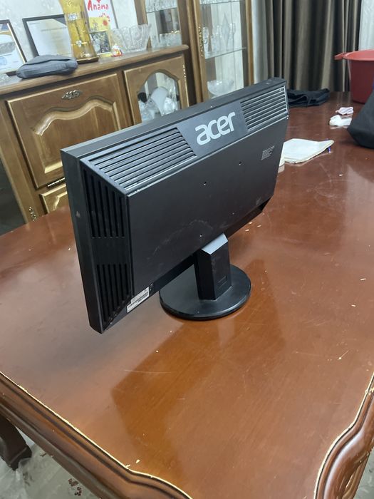 Продам экран от компьютера
