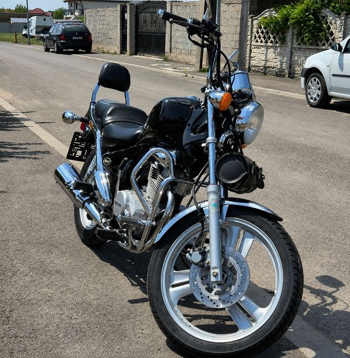 Motocicleta Daelim 125cm³