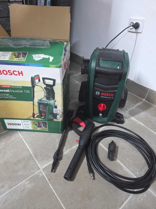 Aparat de curățat cu presiune Bosch UniversalAquatak 135