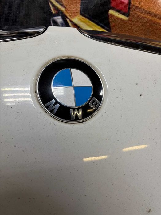 Капот на bmw e90