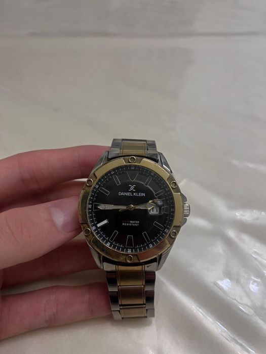 Часы DANIEL klein