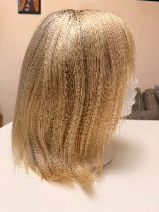 Перука от естествен косъм руса