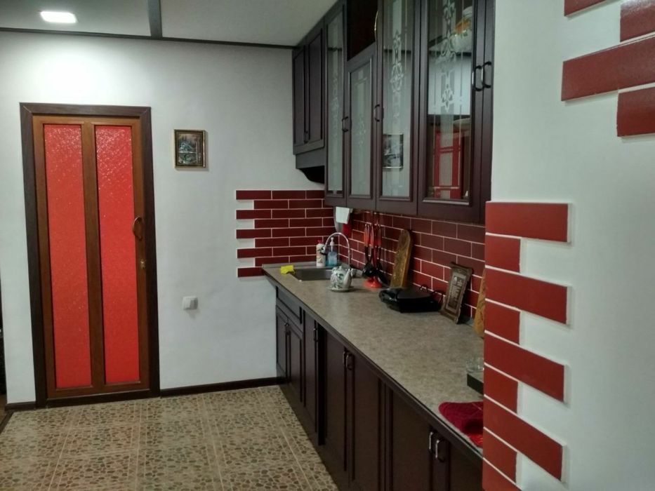 Аренда 2 комнатной квартиры участок сзади ТЦ Sampi ул.Наманганская