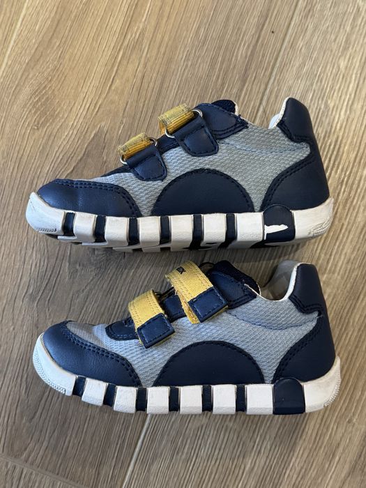 Adidasi Geox copii