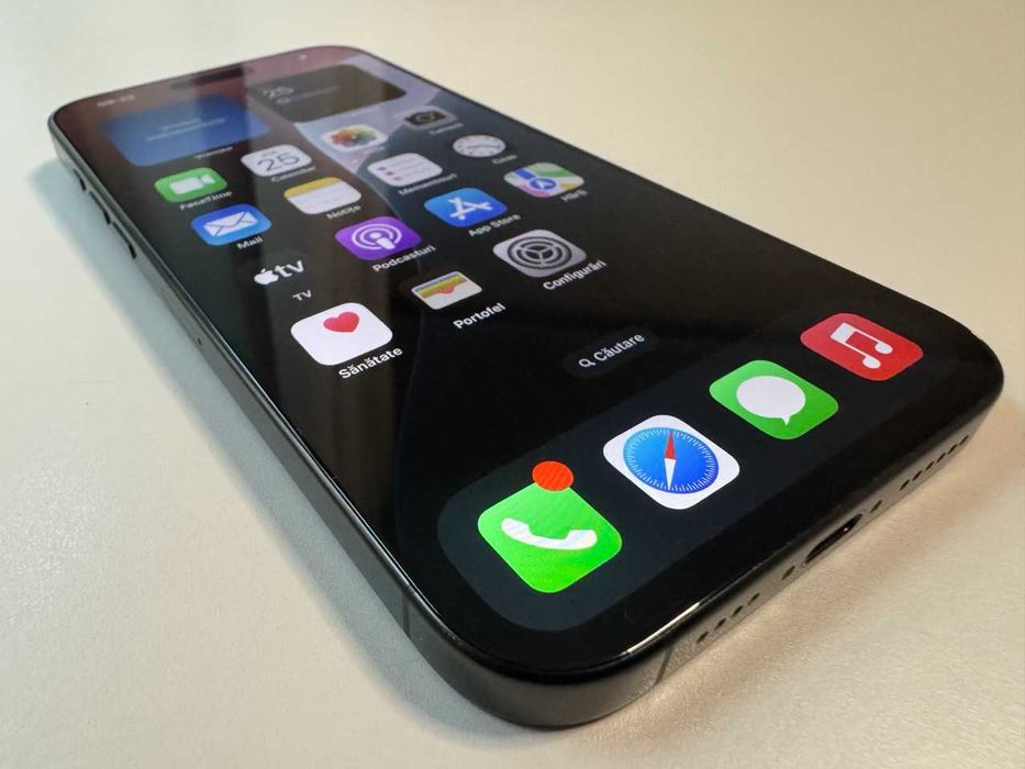  Apple / iPhone 16 Pro Max / 256 Gb / Black 98% / Garantie 14 Luni