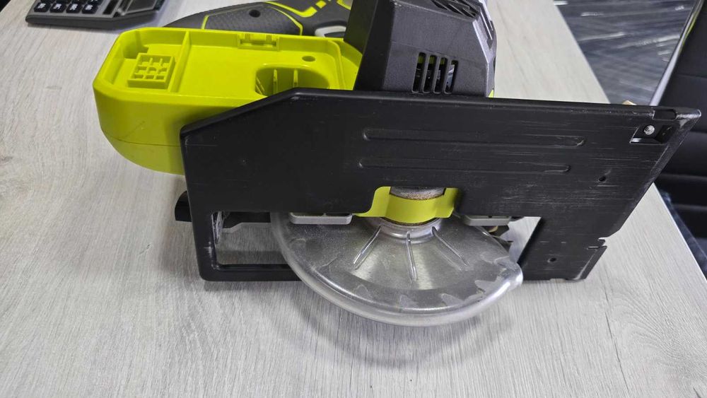 Акумулаторен ръчен циркуляр RYOBI RWSL1801M