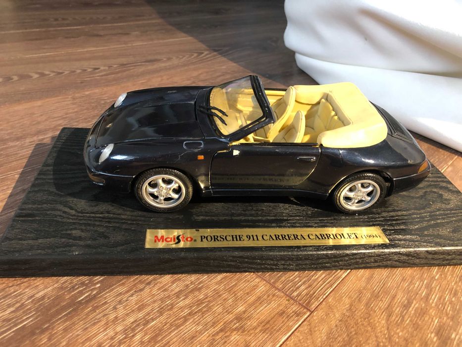 Колекционерско Porsche 911 Carrera Cabriolet