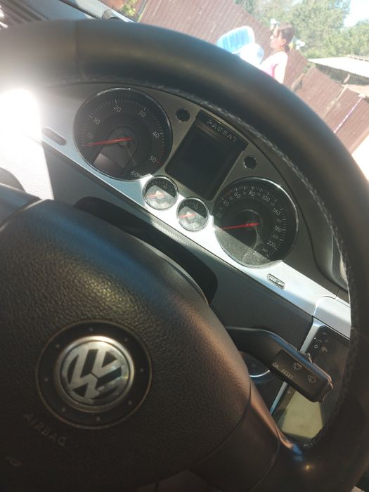 VOLKSWAGEN Passat 2006 — imagine 4